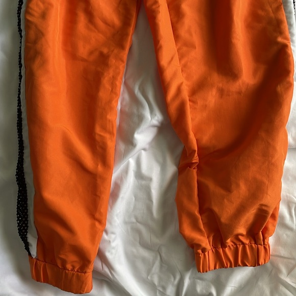 Long Black Sweatshirt with Orange Cuffed Pants - Picture 3 of 3